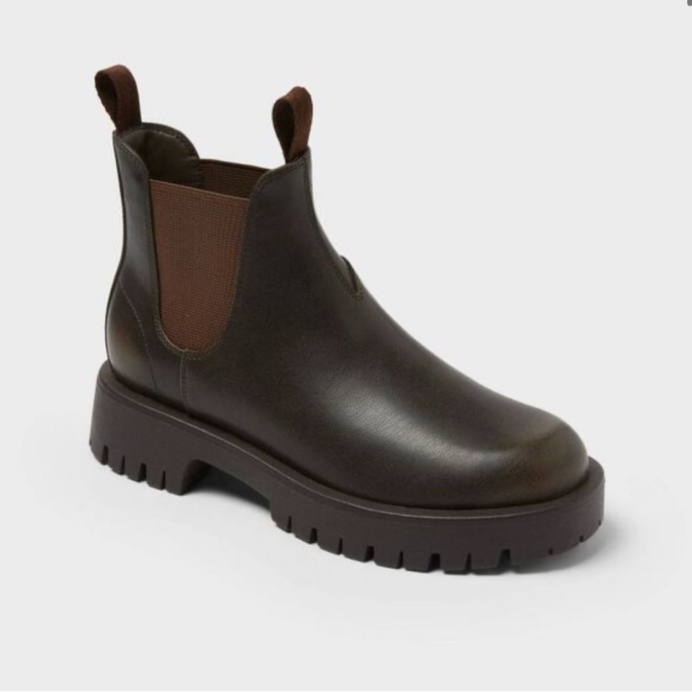 Universal Thread Women’s Brown Zora Faux Leather Boots Size 8